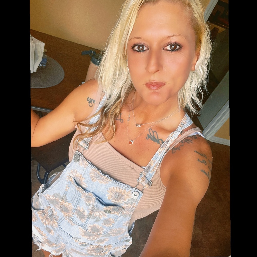 Meet your Posher, Lana